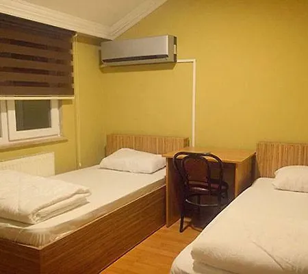 Kuzeybati Apart *